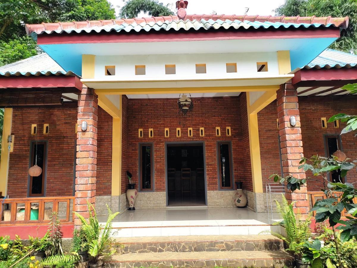 Kopikuin Bromo Homestay Probolinggo Exterior photo