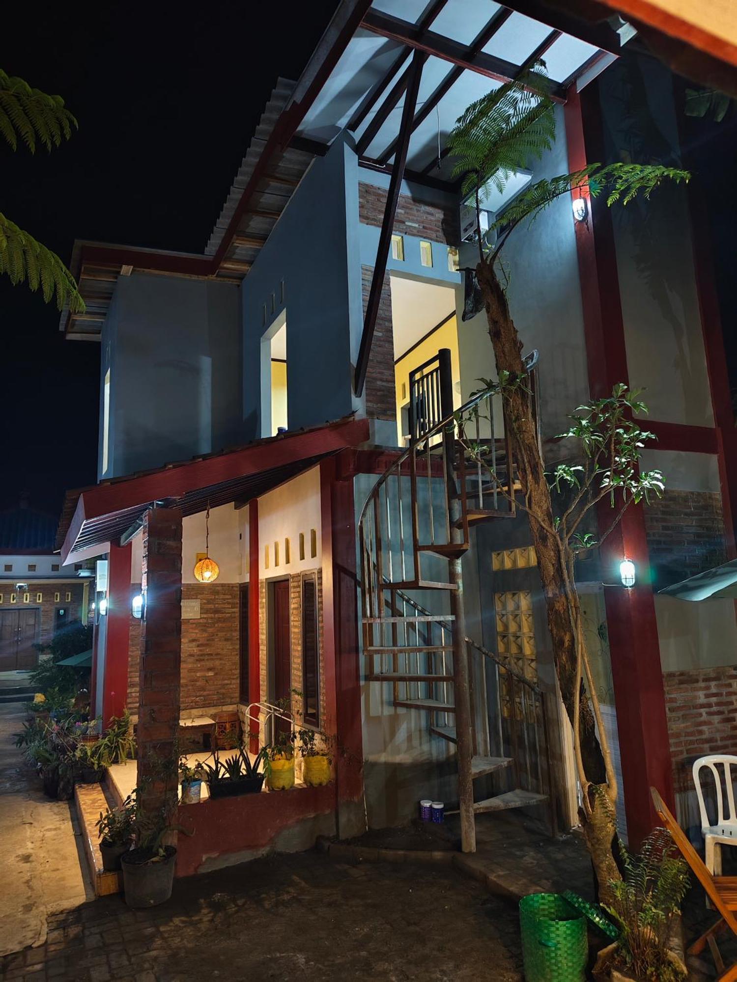 Kopikuin Bromo Homestay Probolinggo Exterior photo